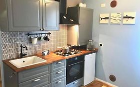 Blue George Apartment